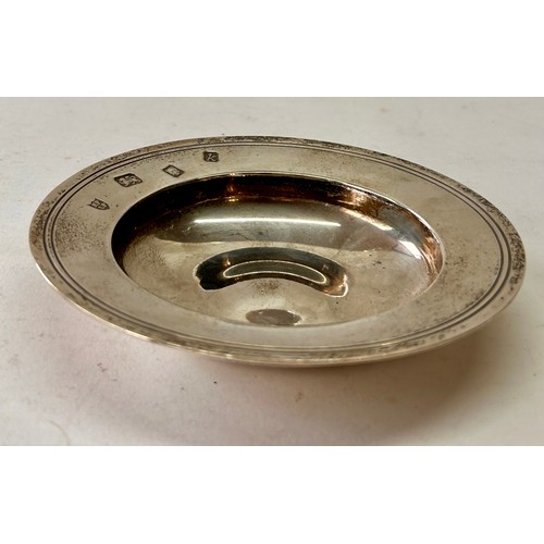 214 - Heavy Gauge Silver Hallmarked Armada Dish. 11cm x 2.5cm, 104.8Grams.