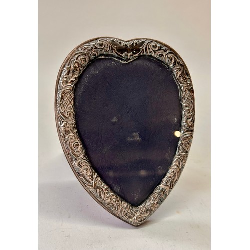 Lot 230       