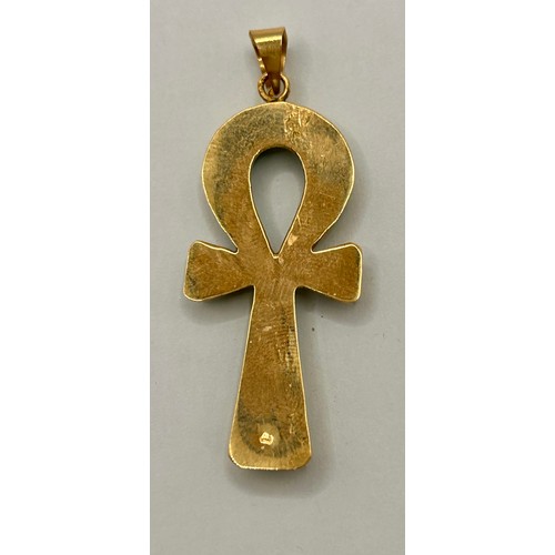92 - 18Ct Gold Key Of Life Pendant 5cm x 2cm. 4.35Grams.