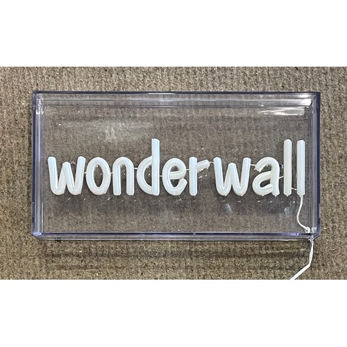 56 - LED / Neon Style USB Light Sign WONDERWALL. 30 x 15 cms