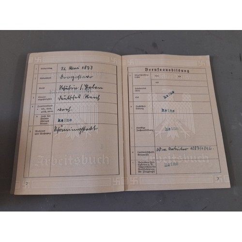 186 - WW2 German Arbeitsbuch (employment record) Book