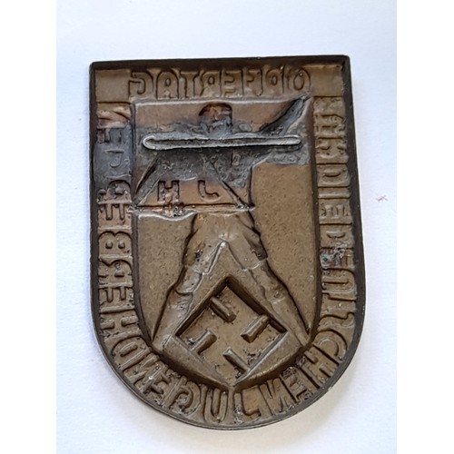200 - Third Reich Style Donation for Youth Hostels Badge