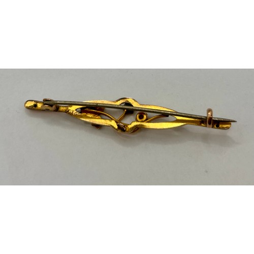 107 - Gem Stone Set 9Ct Gold Decorative Pin Broach. 5.5cm, 1.77Grams.