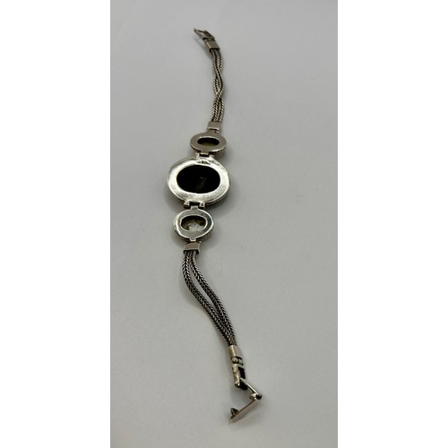 118 - Sterling Silver Onyx And Pearl Stone Rope Style Bracelet. 20cm Link To Link, 28.48Grams.