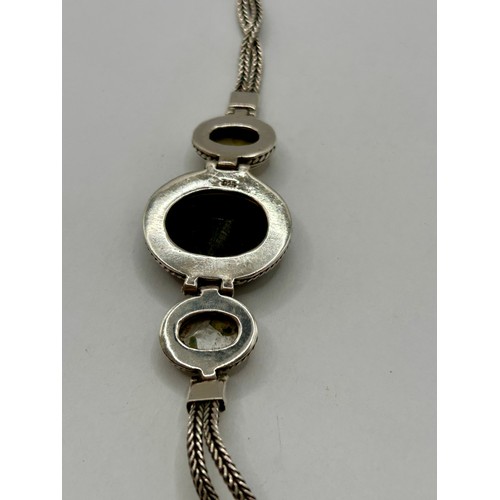 118 - Sterling Silver Onyx And Pearl Stone Rope Style Bracelet. 20cm Link To Link, 28.48Grams.