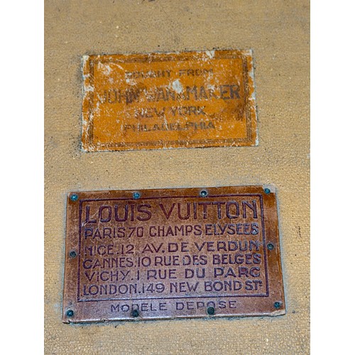 98 - A Antique Louis Vuitton Malle Armoire wardrobe and chest of drawers - trunk c.1900 - 1910. The trunk... 