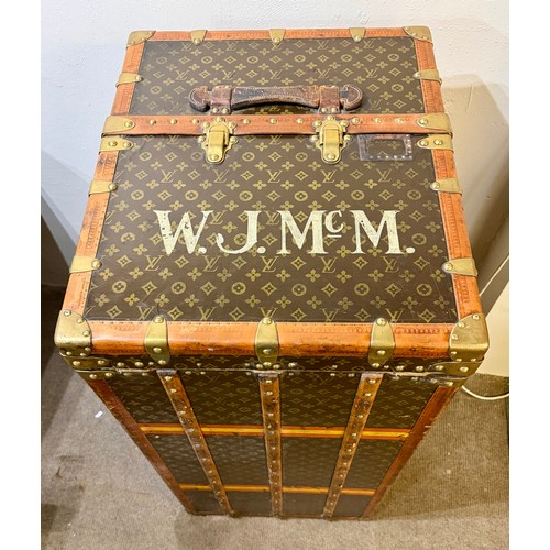 98 - A Antique Louis Vuitton Malle Armoire wardrobe and chest of drawers - trunk c.1900 - 1910. The trunk... 