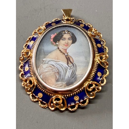 101A - Pretty 9Ct Gold Decorative Enamel Pendant, To Include Hand Painted Lady With Diamond Stones In Hair.... 