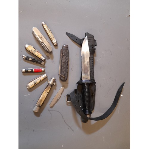 69 - 10 x Vintage Knives to include 6 Pen Knives, Multi Tool Knife and a Sheath Knife