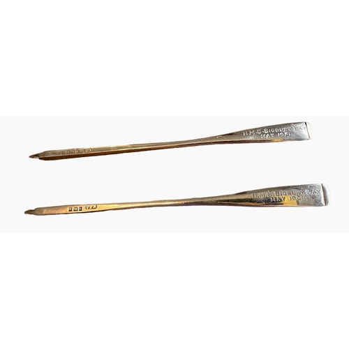 106 - Pair Of Silver Prize Oars HMS Bigbury Bay May 1951 Size 10.4cm