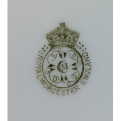 348 - Royal Worcester - Worcestershire Regiment Officers Mess Plate 1903