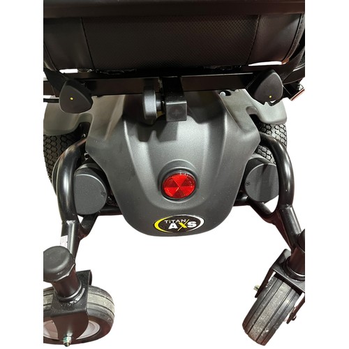 284 - Drive Titan AXS Electric Powerchair Like New Fully Working with Charger.