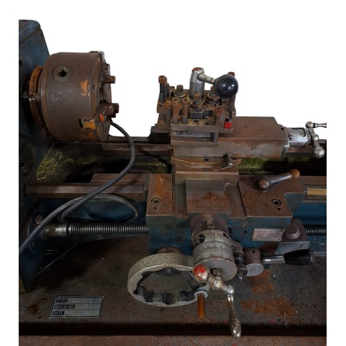 304 - Naerok Ltd Metal Lathe Model no(See pics).      Plus Spare Chuck and Other Related.