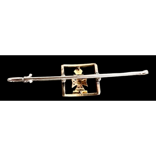 383 - Queens Westminster 9ct Gold & Enamel Chip Diamond Sweetheart Brooch