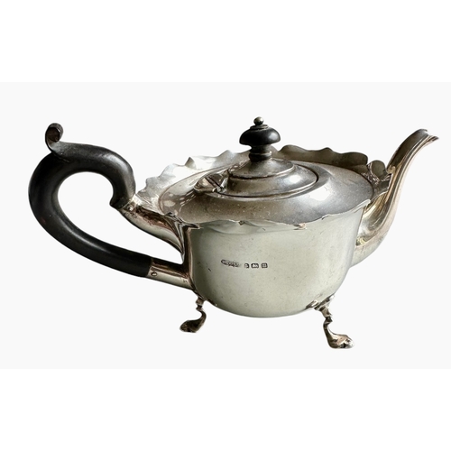 41 - Silver Bachelors Teapot Birmingham 1911 Total Weight 236g Size 11.5cm x 11.9cm