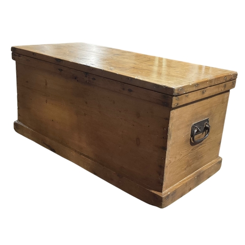 422 - Victorian Pine Blanket Box 95x46x45cm