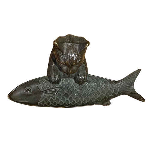 443 - Vintage Cast Metal Fish & Cat Pen Holder.