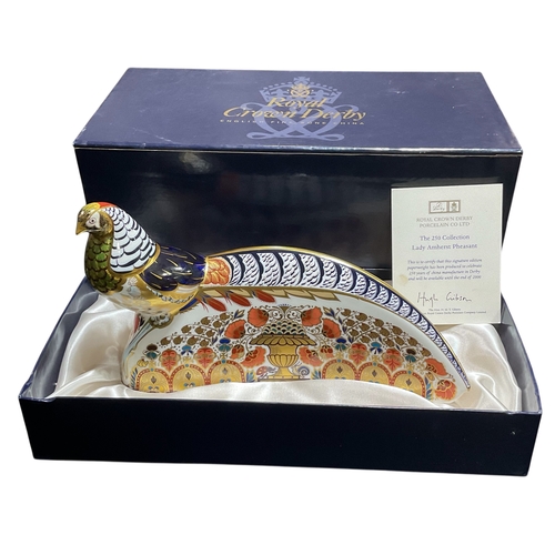 114 - A Royal Crown Derby paperweight, The Lady Amherst Pheasant Ltd. Edition, Gold Stopper Complete with ... 