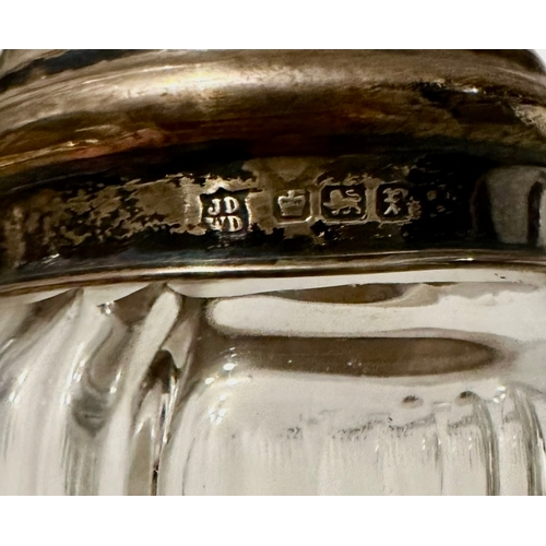 226 - Glass Silver Topped Sugar Caster 1915 Size 17cm x 7.7cm