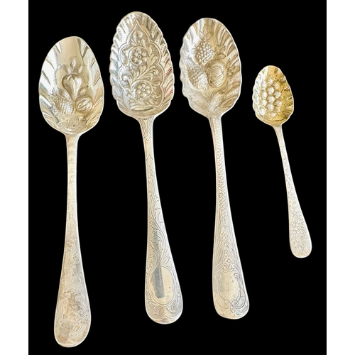 232 - 4 Georgian Berry Spoons Weight 177g
