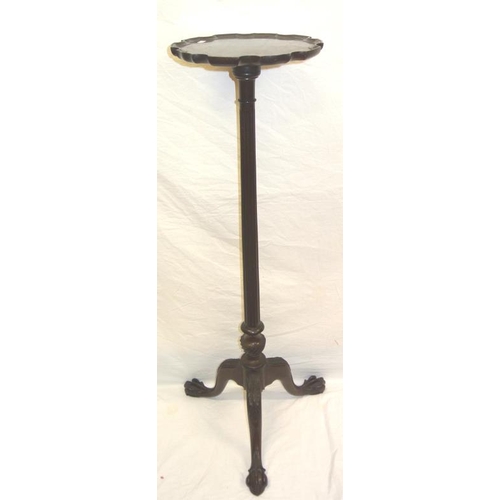 57 - Georgian style mahogany torchere or bust stand with pie-crust border, reeded column, on tripod