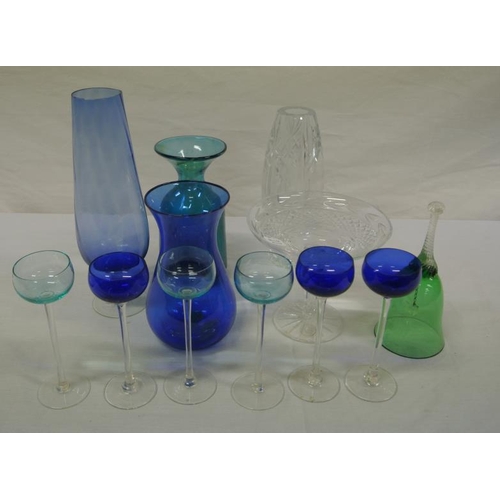4 - Assorted lot of coloured glassware in box