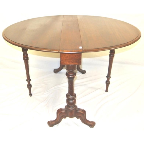 32 - Victorian mahogany pembroke table with D-shaped leaves, pull-out gateleg support, on twist reeded co... 