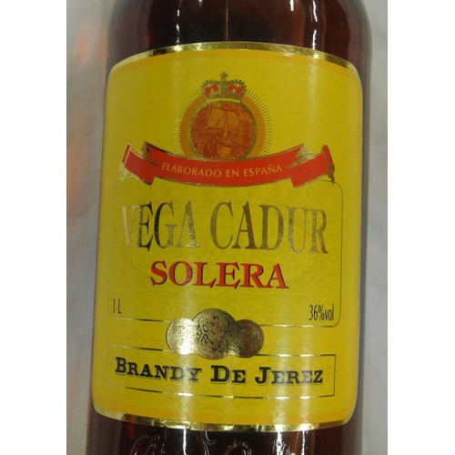 Vega Cadur 1L de Solera Jerez Brandy