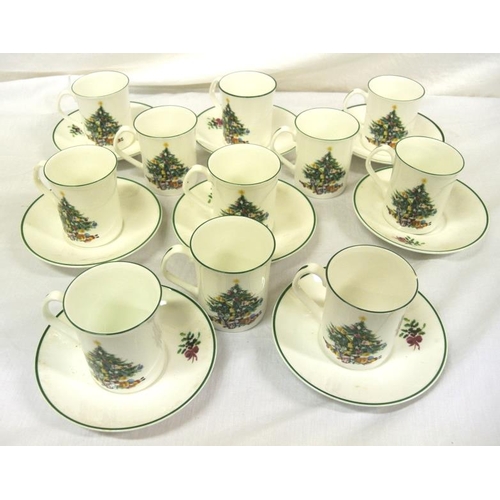 58 - Elizabethan Staffordshire 19-piece 'Seasons Greetings' coffee service