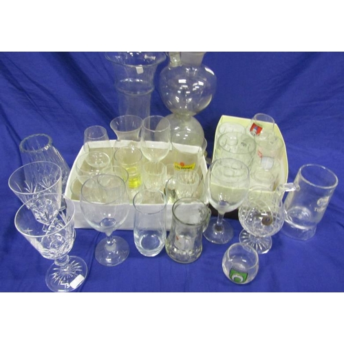 1 - Assorted lot of glassware in box