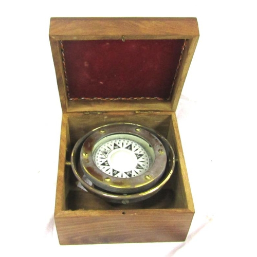 48 - Edwardian style brass compass in fitted case