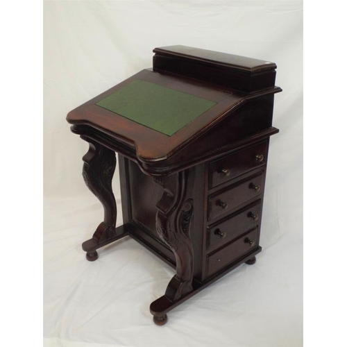 39 - Edwardian design  mahogany davenport with pen tray, lift up lid with drawers under, side drawers wit... 