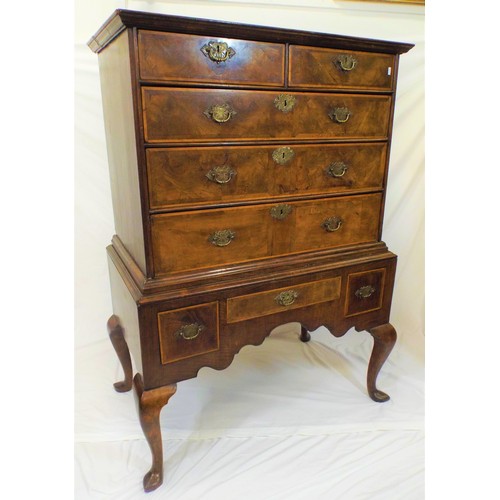 150 - Georgian inlaid and crossbanded walnut and satinwood chest on stand with 2 short and 3 long drawers,... 