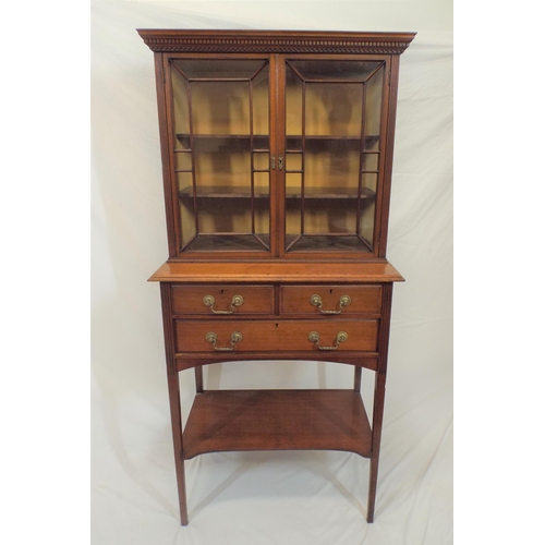 175 - Edwardian small mahogany bookcase with dentil frieze, astragal glazed doors with shelved interior, f... 