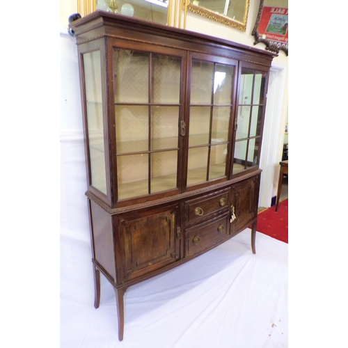 250 - Edwardian mahogany bowfront bookcase with astragal glazed doors, shelved interior, 2 drawers and 2 p... 