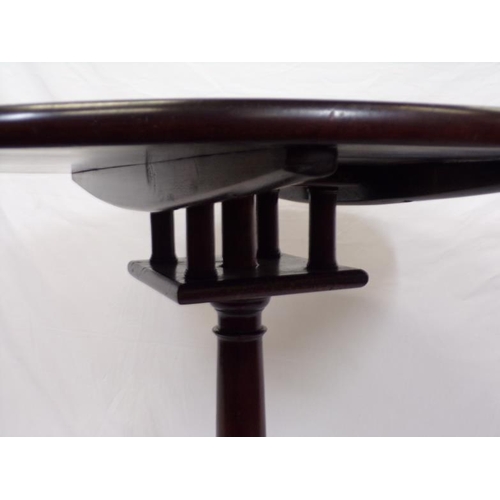 59 - Georgian mahogany round occasional or centre table with tip-up top, bird cage support, on turned tap... 