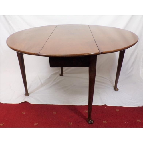 120 - Victorian mahogany Pembroke table with D-shaped drop leaves, gateleg support, on cabriole legs with ... 