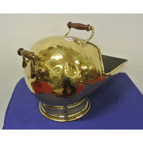 123 - Georgian style brass helmet shaped coal scuttle with shaped timber handles and round base