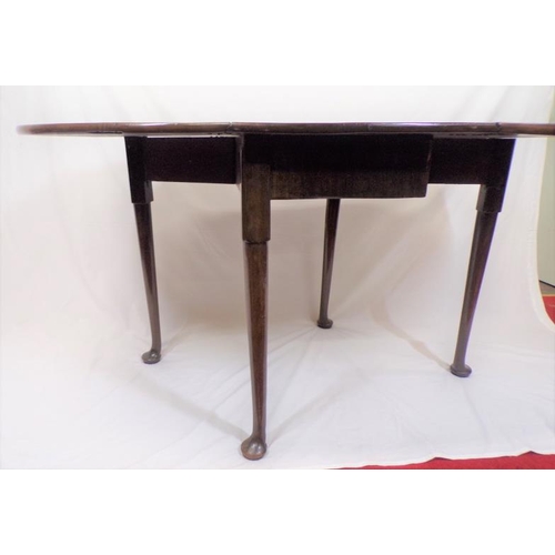 140 - Victorian mahogany Pembroke table with D-shaped drop leaves, pull-out gateleg support, on cabriole l... 