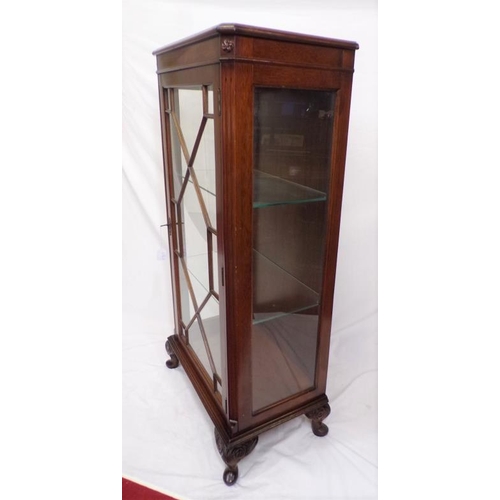 171 - Edwardian mahogany small display cabinet with astragal glazed doors, glass shelving, cabriole legs w... 