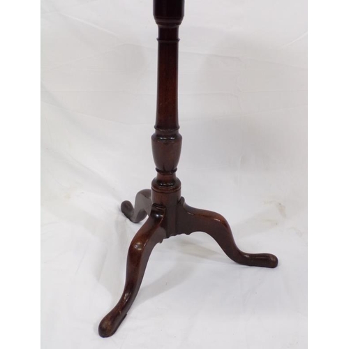 121 - Victorian mahogany round occasional table with vase turned column, on hipped tripod