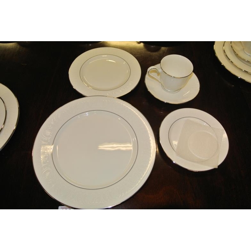 157 - Thirty nine  piece Lenox Debut Collection dinner service, platinum trim on durable white bone china,... 