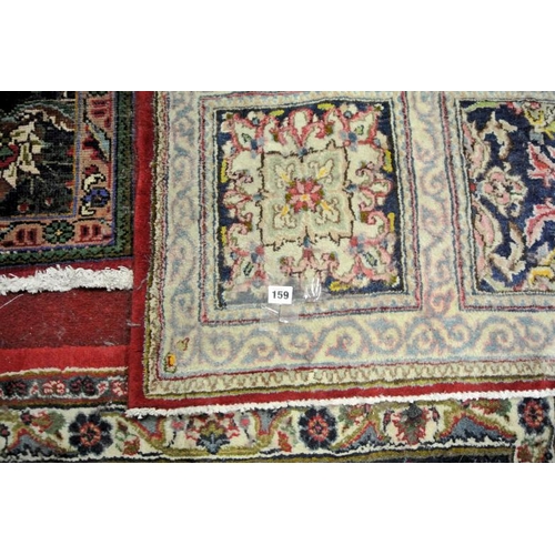 172 - Large red ground Iranian Kerman carpet with foliate pattern 420 x 274cm