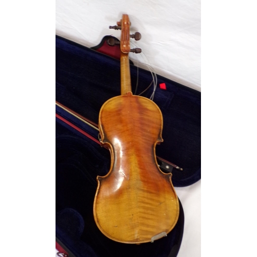 83 - Vintage violin in fitted carrying case, with bow