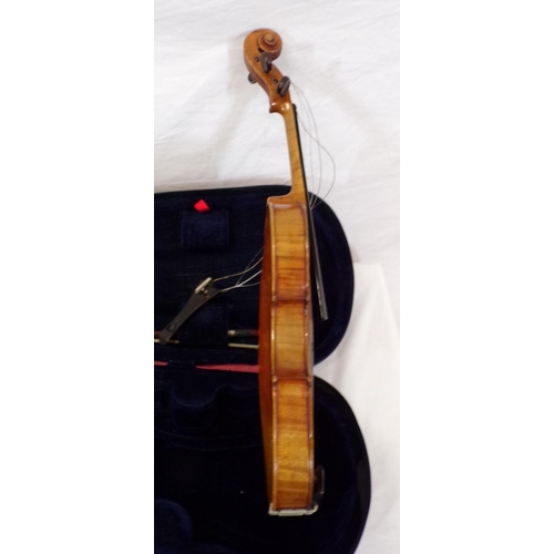 83 - Vintage violin in fitted carrying case, with bow