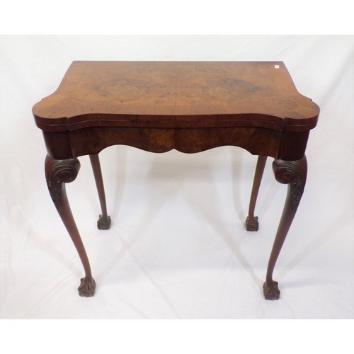 260 - Georgian style walnut card table with crossbanded fold over swivel top, dog-ear corners, baize surfa... 