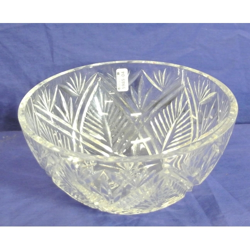 153 - Waterford Crystal cut glass flower or fruit bowl with faceted decoration