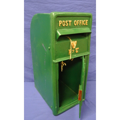 193 - Vintage cast iron post and telegraph postbox