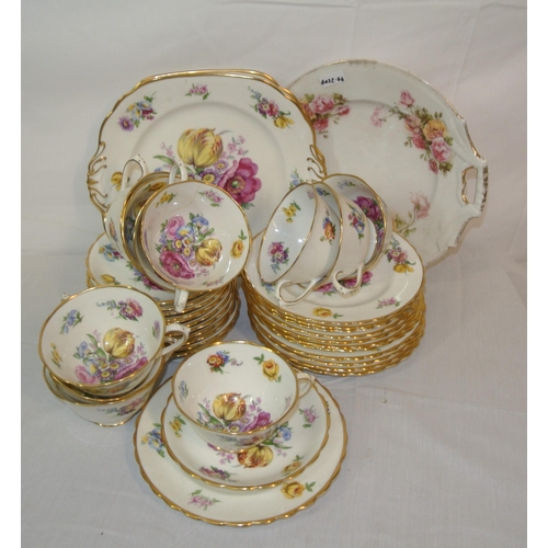 72 - Forty piece Victorian style tea service with foliate and gilt decoration