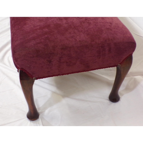 86 - Victorian oblong window seat with upholstered top, shaped apron, on cabriole legs with pad feet